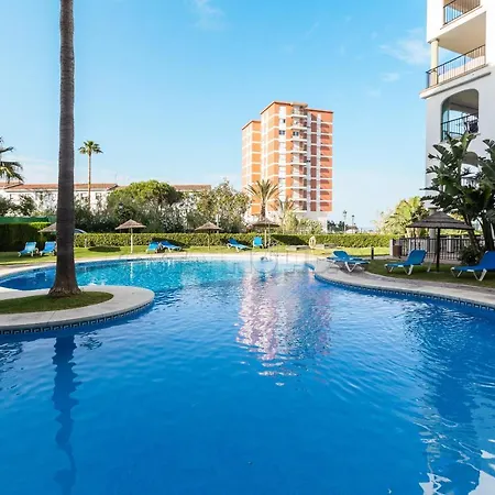 Marina Duquesa 824 *
